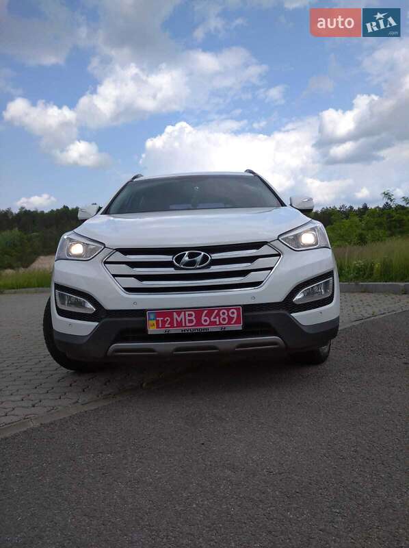 Позашляховик / Кросовер Hyundai Santa FE 2014 в Могилів-Подільському