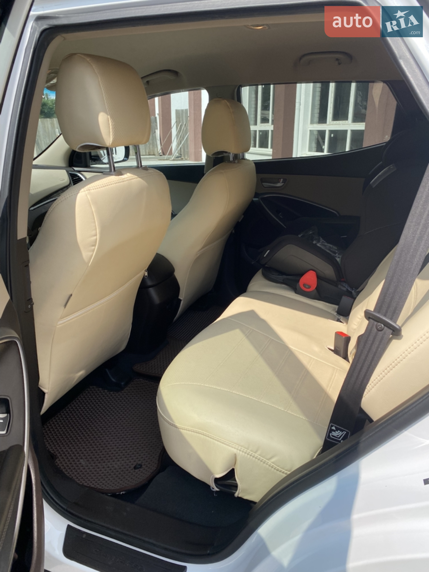 2016 Hyundai Santa Fe - мініатюра 16