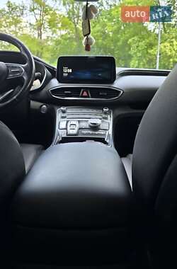 Внедорожник / Кроссовер Hyundai Santa FE 2020 в 