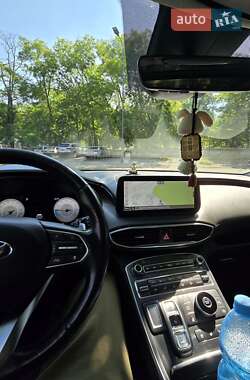 Внедорожник / Кроссовер Hyundai Santa FE 2020 в 