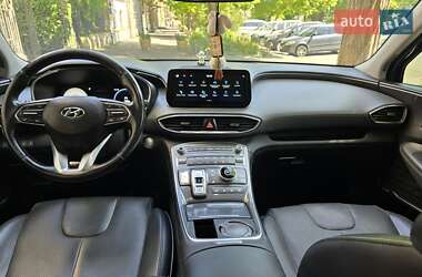 Внедорожник / Кроссовер Hyundai Santa FE 2020 в 