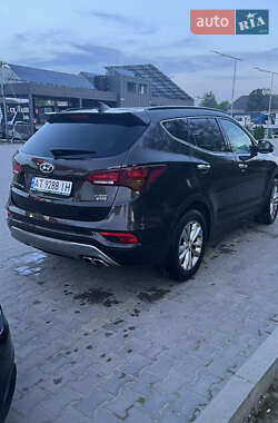 Позашляховик / Кросовер Hyundai Santa FE 2017 в 