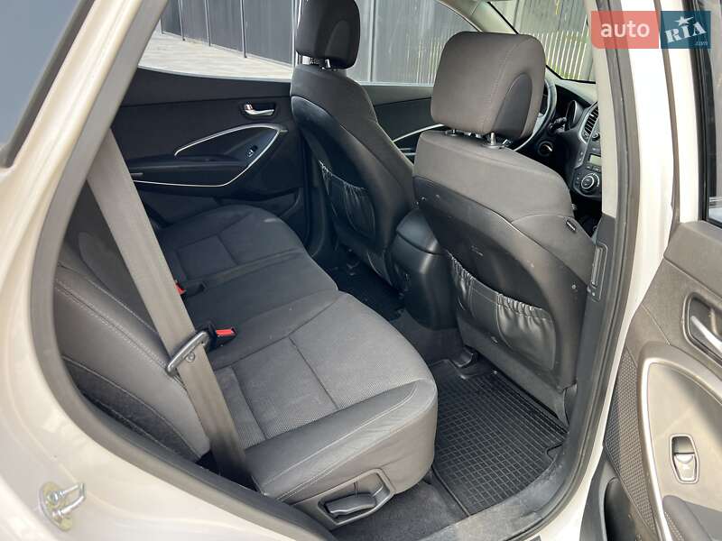 Позашляховик / Кросовер Hyundai Santa FE 2013 в Бучі