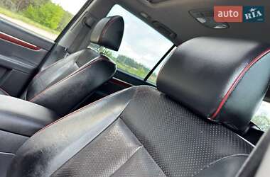Позашляховик / Кросовер Hyundai Santa FE 2010 в 