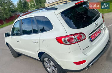 Внедорожник / Кроссовер Hyundai Santa FE 2011 в 