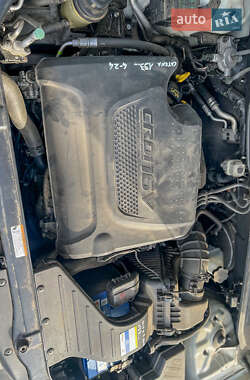 Внедорожник / Кроссовер Hyundai Santa FE 2011 в 