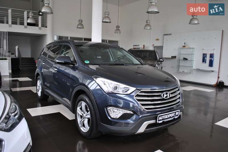 Позашляховик / Кросовер Hyundai Santa FE 2015 в Рівному