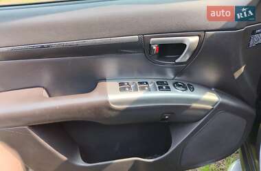 Внедорожник / Кроссовер Hyundai Santa FE 2010 в 