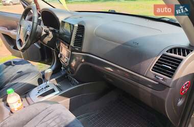 Внедорожник / Кроссовер Hyundai Santa FE 2010 в 