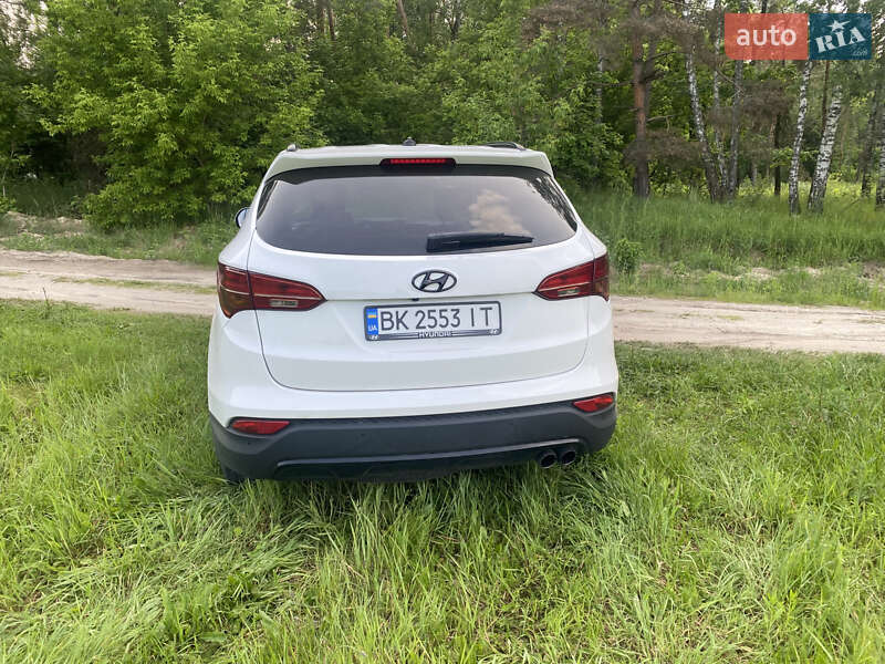 Внедорожник / Кроссовер Hyundai Santa FE 2014 в Ровно