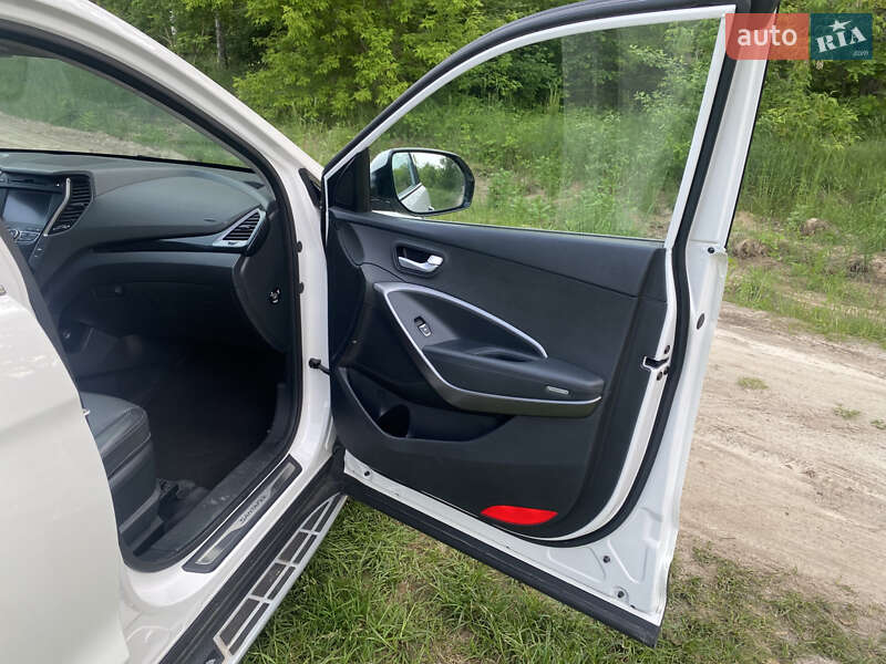 Внедорожник / Кроссовер Hyundai Santa FE 2014 в Ровно
