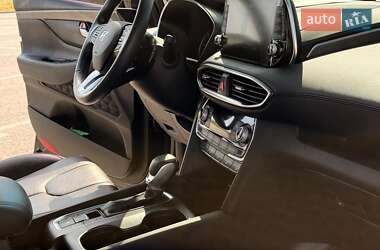 Позашляховик / Кросовер Hyundai Santa FE 2019 в 