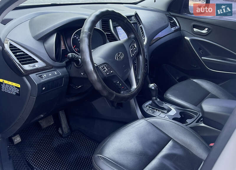 Позашляховик / Кросовер Hyundai Santa FE 2013 в Миколаєві