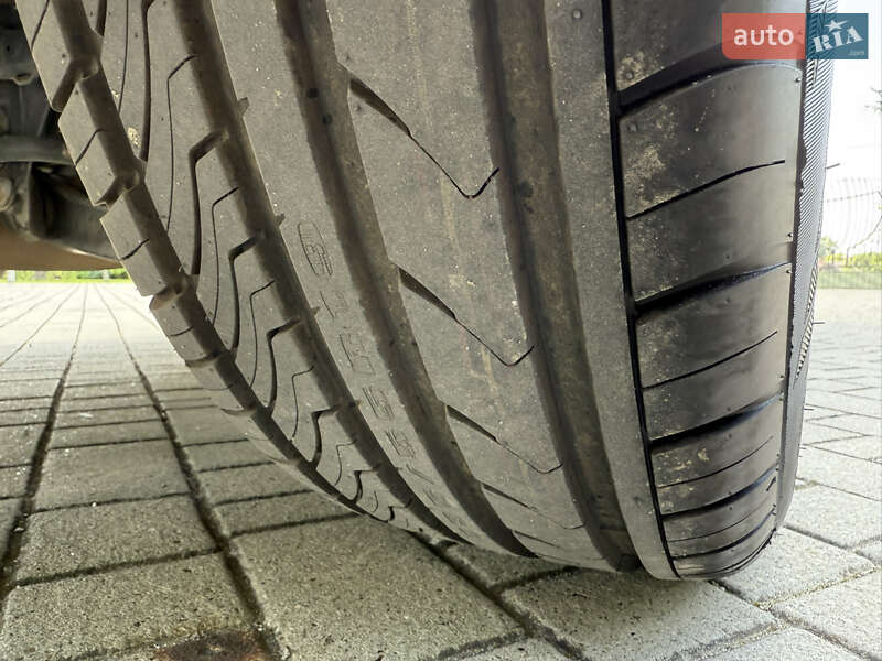 Внедорожник / Кроссовер Hyundai Santa FE 2014 в Львове