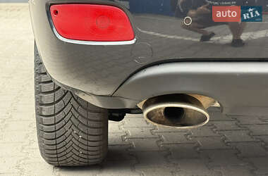 Внедорожник / Кроссовер Hyundai Santa FE 2010 в 