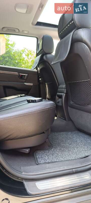 Позашляховик / Кросовер Hyundai Santa FE 2011 в Луцьку