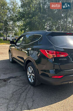 Внедорожник / Кроссовер Hyundai Santa FE 2013 в 