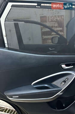 Внедорожник / Кроссовер Hyundai Santa FE 2013 в 
