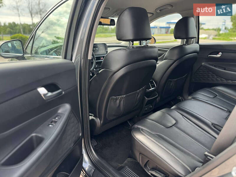 Внедорожник / Кроссовер Hyundai Santa FE 2020 в Ивано-Франковске