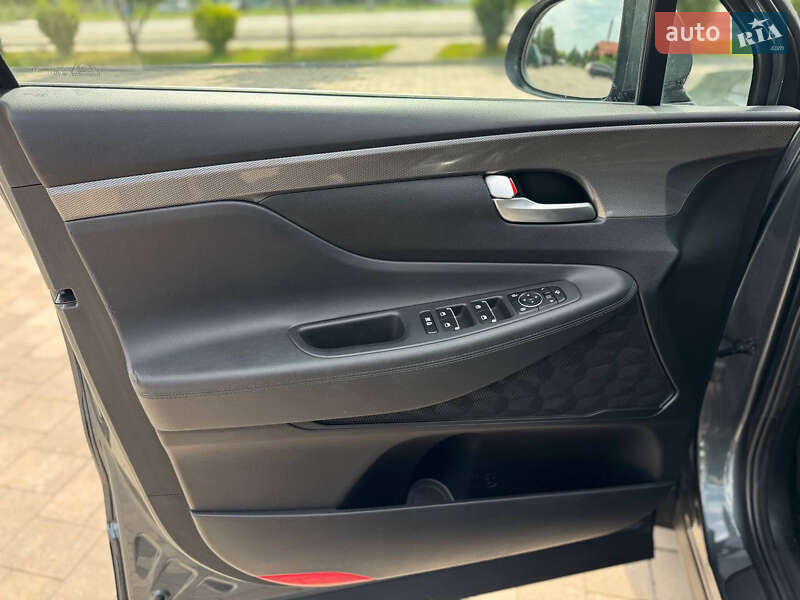 Внедорожник / Кроссовер Hyundai Santa FE 2020 в Ивано-Франковске
