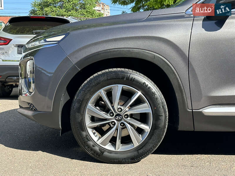 Позашляховик / Кросовер Hyundai Santa FE 2019 в Одесі