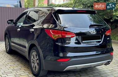Внедорожник / Кроссовер Hyundai Santa FE 2013 в 