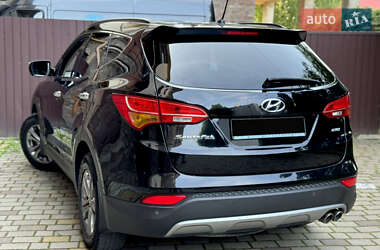 Внедорожник / Кроссовер Hyundai Santa FE 2013 в 