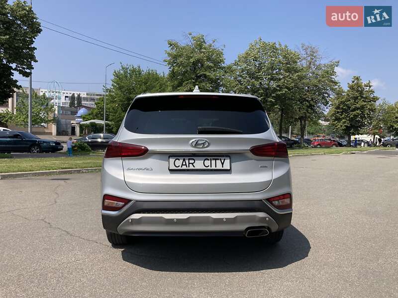 Позашляховик / Кросовер Hyundai Santa FE 2019 в Києві