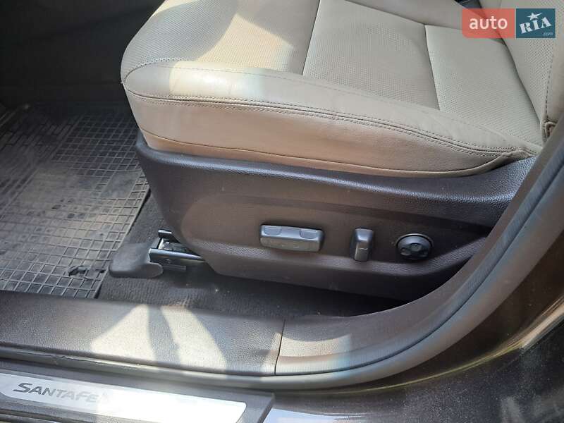 Позашляховик / Кросовер Hyundai Santa FE 2017 в Дніпрі