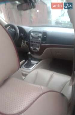 Позашляховик / Кросовер Hyundai Santa FE 2008 в 