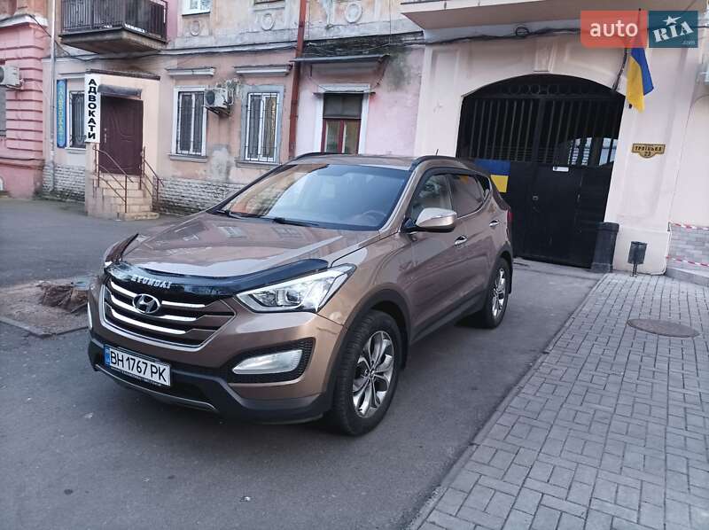 Внедорожник / Кроссовер Hyundai Santa FE 2013 в Одессе