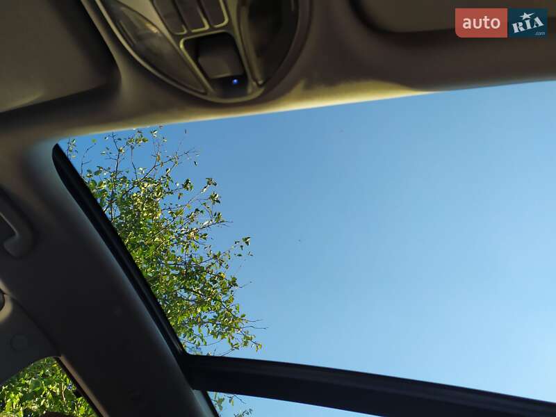 Внедорожник / Кроссовер Hyundai Santa FE 2013 в Киеве