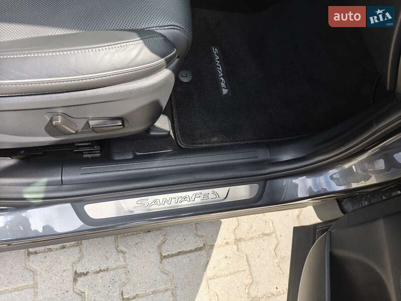 Внедорожник / Кроссовер Hyundai Santa FE 2021 в Львове