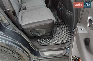 Позашляховик / Кросовер Hyundai Santa FE 2011 в 