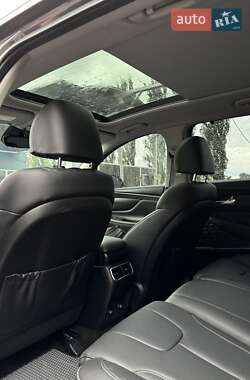 Внедорожник / Кроссовер Hyundai Santa FE 2022 в 