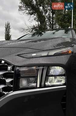 Внедорожник / Кроссовер Hyundai Santa FE 2022 в 