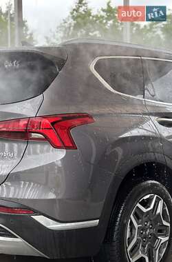 Внедорожник / Кроссовер Hyundai Santa FE 2022 в 
