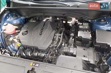 Внедорожник / Кроссовер Hyundai Santa FE 2022 в 