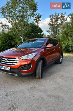 Внедорожник / Кроссовер Hyundai Santa FE 2015 в Павлограде