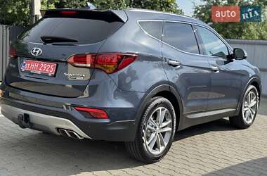 Позашляховик / Кросовер Hyundai Santa FE 2016 в 