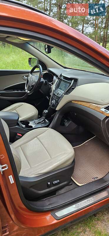 Внедорожник / Кроссовер Hyundai Santa FE 2015 в Житомире