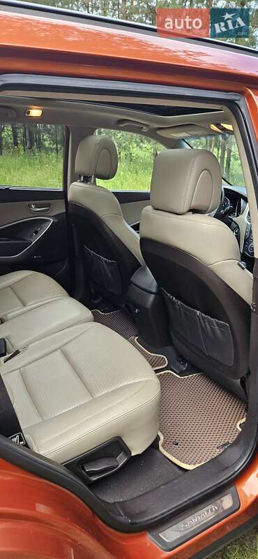 Внедорожник / Кроссовер Hyundai Santa FE 2015 в Житомире