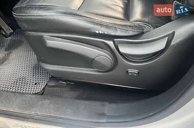 Позашляховик / Кросовер Hyundai Santa FE 2014 в 