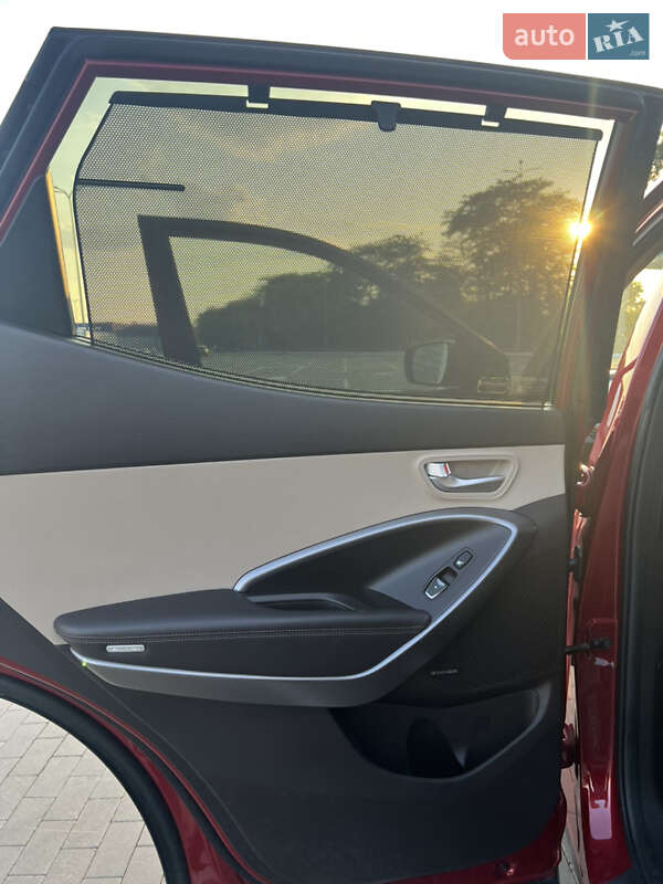 Позашляховик / Кросовер Hyundai Santa FE 2014 в Києві