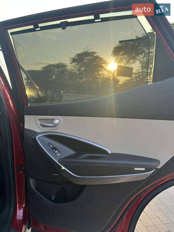 Позашляховик / Кросовер Hyundai Santa FE 2014 в Києві