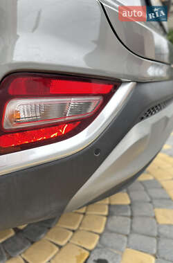 Внедорожник / Кроссовер Hyundai Santa FE 2019 в 