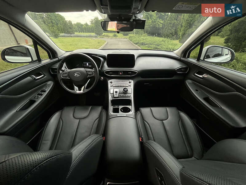 Позашляховик / Кросовер Hyundai Santa FE 2021 в Умані