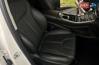 Внедорожник / Кроссовер Hyundai Santa FE 2021 в 