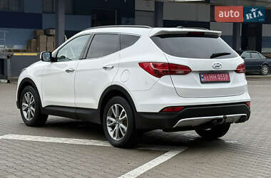 Внедорожник / Кроссовер Hyundai Santa FE 2014 в 