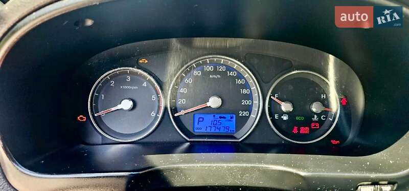 Позашляховик / Кросовер Hyundai Santa FE 2012 в Одесі фото 12 Позашляховик / Кросовер Hyundai Santa FE 2012 в Одесі